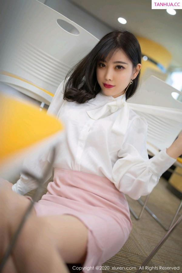 杨晨晨 sugar小甜心CC [XIUREN]高清写真图 2020.01.20 杨晨晨sugar第14张图片